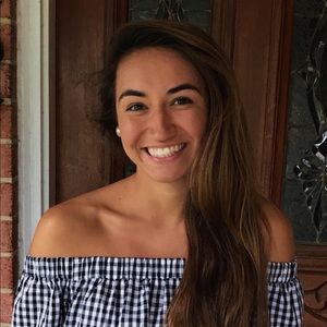 Meet your Posher, Raquel